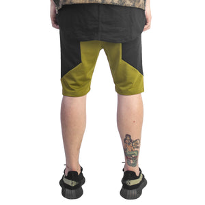 Pantalones cortos con panel lateral: oliva quemado/negro