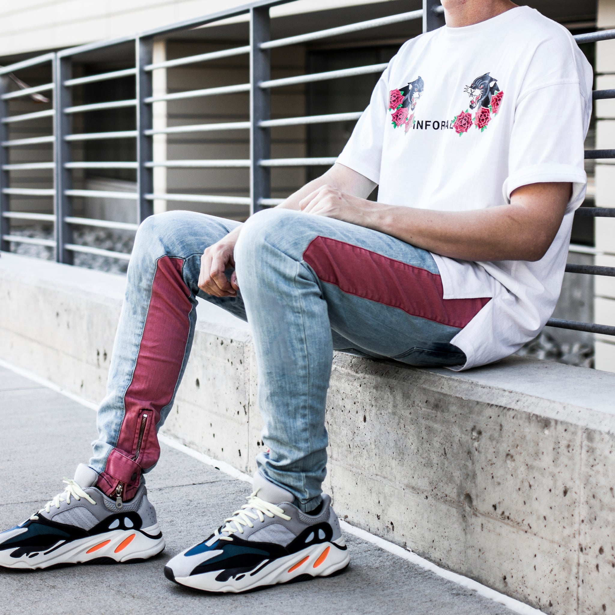 Spear Ankle Zip Jeans : Faded Blue/Pink