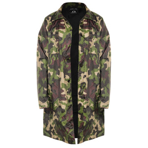 Gabardina impermeable: camuflaje