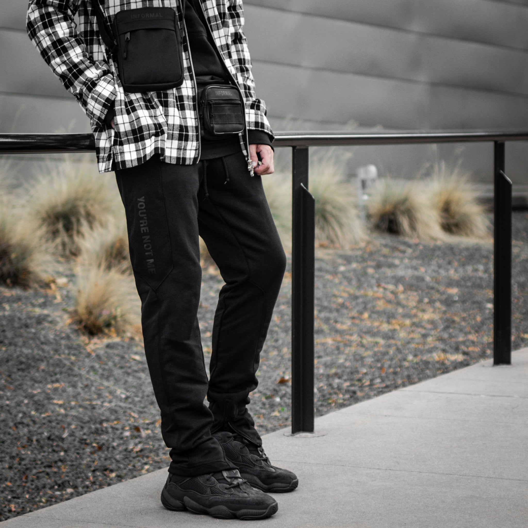 Pantalones deportivos con cremallera YNM: Negro